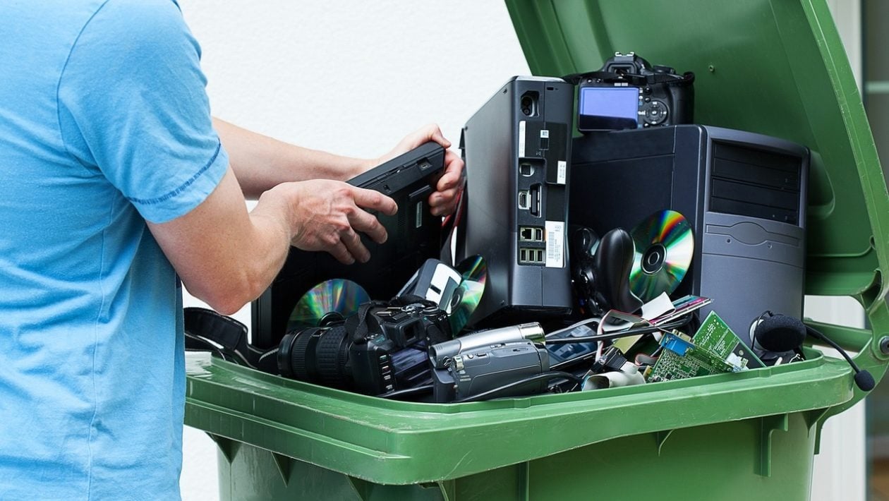 Recuperarea aurului din deșeurile electronice devine o prioritate globală, nu doar pentru a reduce impactul asupra mediului, ci și pentru a valorifica o resursă inepuizabilă