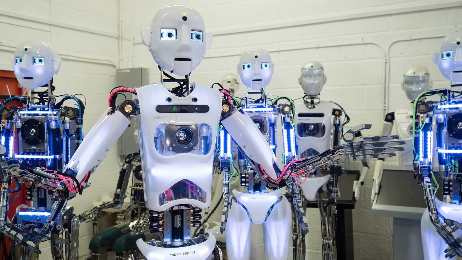 Serbia face pași decisivi spre a deveni un jucător important în domeniul tehnologic european, anunțând un proiect ambițios de dezvoltare a roboților umanoizi și a infrastructurii necesare pentru inteligența artificială