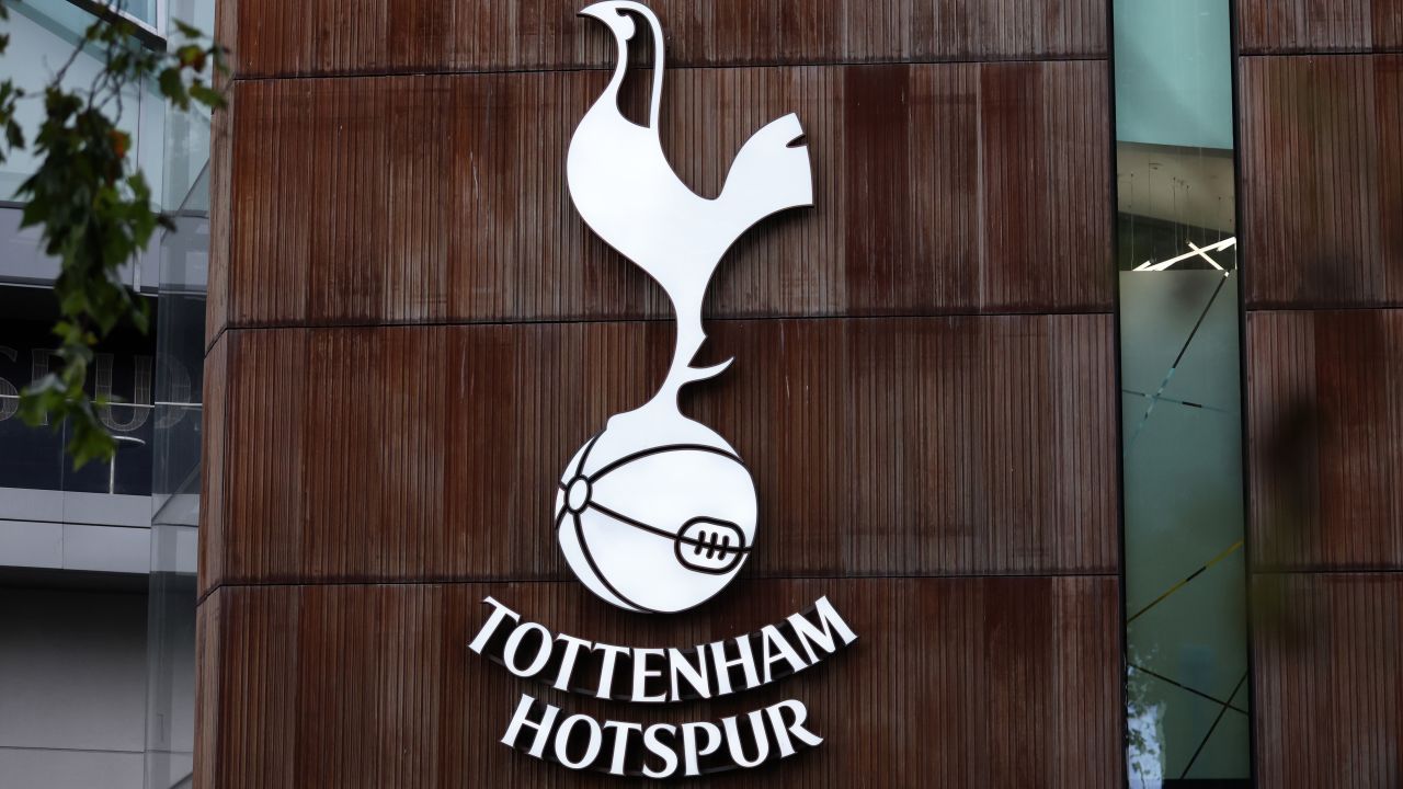Tottenham are antrenor, dar se confruntă cu o altă provocare majoră.