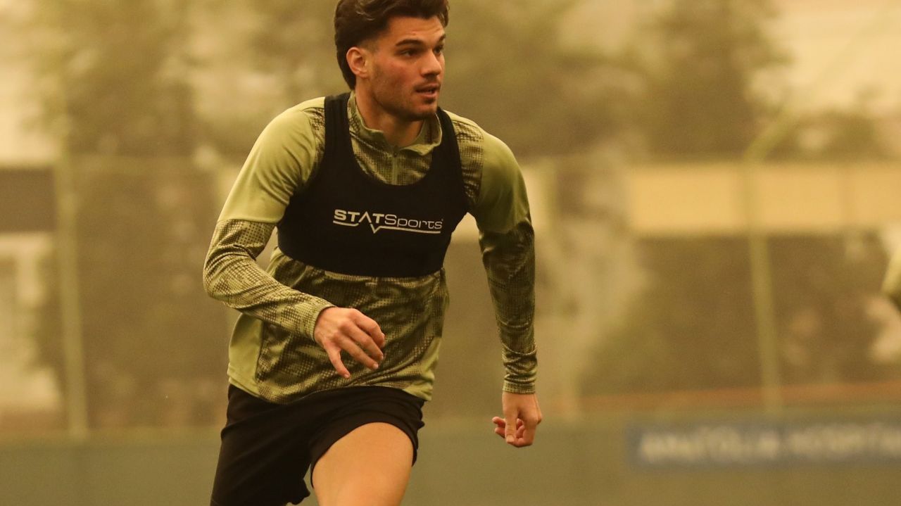 Meci decisiv pentru Hagi și Alanyaspor Boluspor și Alanyaspor se vor întâlni într-un meci crucial în cadrul ligii turcești, iar fanii se pregătesc pentru o confruntare palpitantă