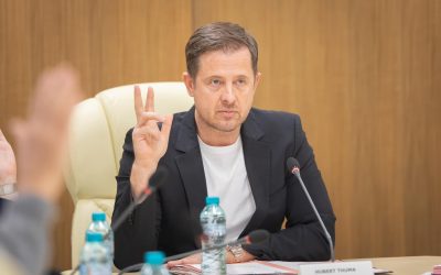 hubert-thuma-trei.jpg - StiriFresh