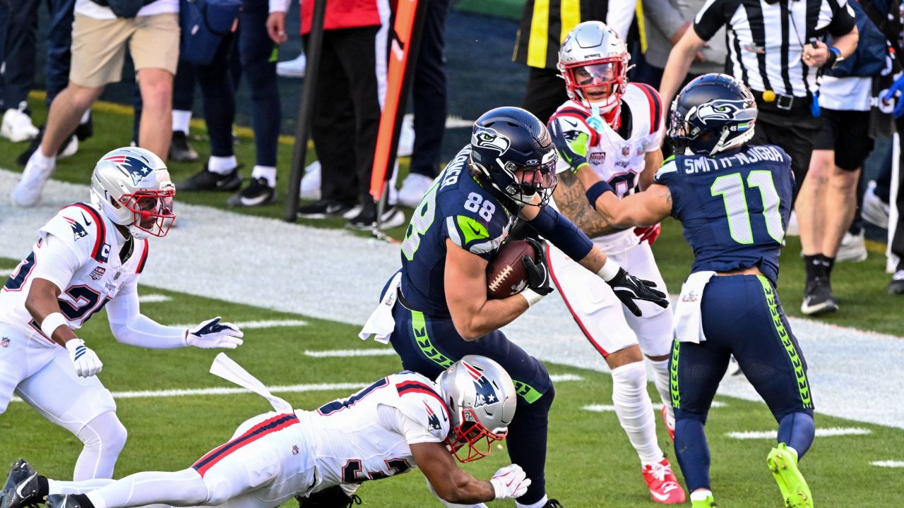 Super Bowl 2026: Marea Finală la Vocea Sportului Super Bowl 2026 promite să fie unul dintre cele mai urmărite evenimente sportive din acest an, având loc într-o atmosferă electrizantă care îmbină competiția sportivă cu un spectacol grandios