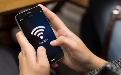 Avertisment pentru utilizatorii de Wi-Fi public: atenție la rețelele clone care pot pune în pericol datele personale Cu fiecare pas grăbit prin aeroporturi aglomerate, mall-uri sau cafenele pline, mulți dintre noi nu se gândesc de două ori la conexiunea la internet