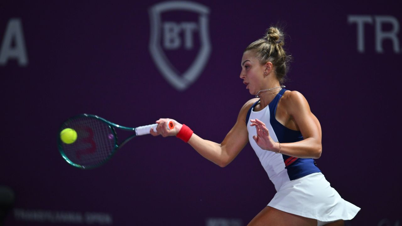 Jaqueline Cristian strălucește la Transylvania Open Jaqueline Cristian a oferit o demonstrație de forță și talent în prima rundă a Transylvania Open, competiție care se desfășoară la Cluj-Napoca și este transmisă exclusiv pe Pro Arena și VOYO