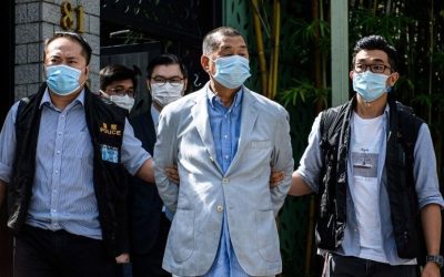 Judiciarul din Hong Kong a emis o sentință dură împotriva fostului magnat media pro-democrație Jimmy Lai, condamnându-l la o pedeapsă cumulată de 20 de ani de închisoare pentru acuzații legate de conspirație cu străinătatea și pentru activități considerate de autorități ca fiind incitatoare la revoltă