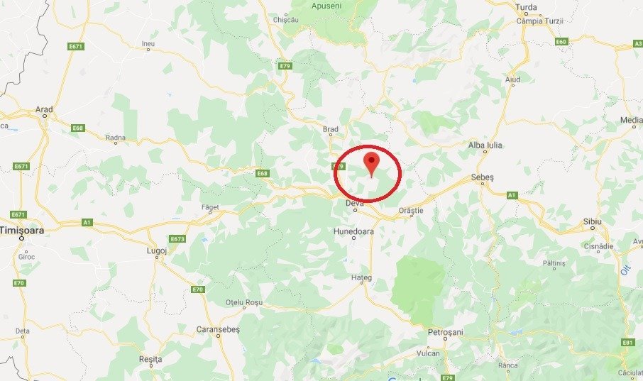 Curtea de Apel Alba Iulia a decis să oblige Guvernul României să aprobe un act adițional pentru prelungirea licenței de exploatare a minelor de la Certej, în cadrul unui context marcat de controverse și dispute legale legate de continuarea activităților miniere în zonă
