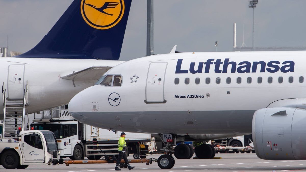 Greva în aviația germană: conflicte între sindicatul UFO și Lufthansa paralizează zborurile naționale și internaționale Situație tensionată în industria aviatică din Europa, după ce sindicatul însoțitorilor de zbor UFO a anunțat recent o grevă care va afecta numeroase zboruri operate de compania aeriană Lufthansa