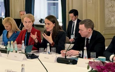 Oana Ţoiu, în discuție la Munchen despre rolul Europei în sprijinul pentru NATO Ministrul român al Afacerilor Externe, Oana Ţoiu, a participat la cea mai importantă conferință de securitate din Europa, cea de la Munchen, impulsionând o discuție crucială privind consolidarea eforturilor comune de apărare într-o regiune marcată de tensiuni crescânde