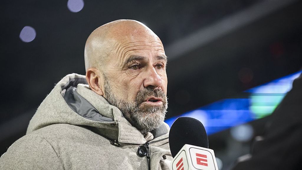 Bosz, impresionat de execuția ce a șters golul lui Dennis Man: „Merită aplaudat!”