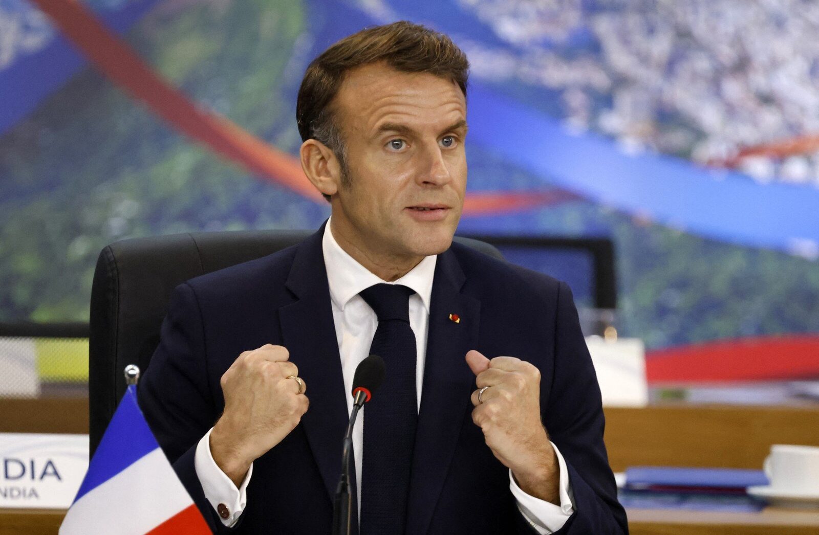 Uniunea Europeană se angajează într-o reformă rapidă pentru a-și reafirma poziția globală Liderii celor 27 de state membre ale Uniunii Europene s-au reunit joi într-un efort concertat de a impulsiona schimbări structurale în economia blocului, cu scopul de a o face mai competitivă și mai rezilientă în fața presiunilor din partea Chinei și Statelor Unite