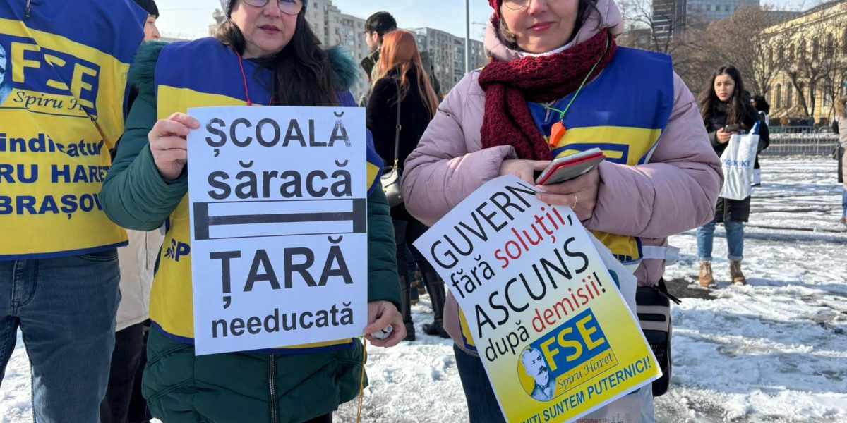 protest-profesori-3.jpeg - StiriFresh