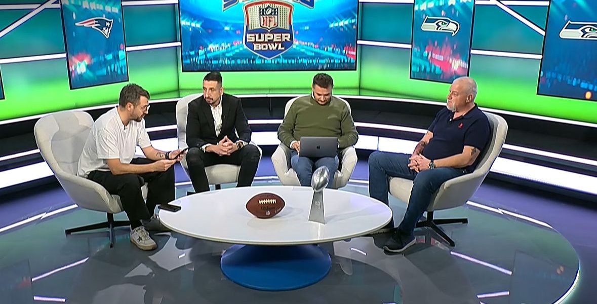 Super Bowl 2026: Evenimentul sportiv al anului, transmis în exclusivitate pe VOYO Pe 14 februarie 2026, toată atenția va fi îndreptată către Super Bowl, meciul de fotbal american care promite să capteze inimile a milioane de fani
