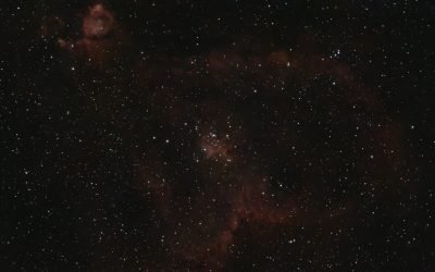 Universul într-o sticlă: Revelațiile unei tinere cercetătoare din Australia O realizare revigorantă, care pare să fie desprinsă din paginile unei povești science-fiction, a devenit realitate în laboratorul unei doctorande în fizica materialelor și a plasmei de la Universitatea din Sydney