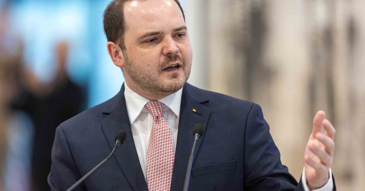 Bugetul pentru medicamente compensate crește cu 400 milioane lei; Rogobete: „Tratamentul nu e un privilegiu”