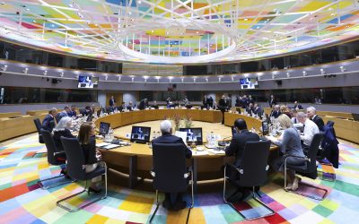 Zona euro menține reziliența, liderii UE avertizează asupra riscurilor economice și energetice