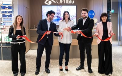 EssilorLuxottica, lider global în industria opticii și proprietar al unei rețele de 96 de magazine în România, își reafirmă angajamentul pentru inovație prin introducerea unui nou concept de retail, care plasează experiența pacientului în centrul atenției