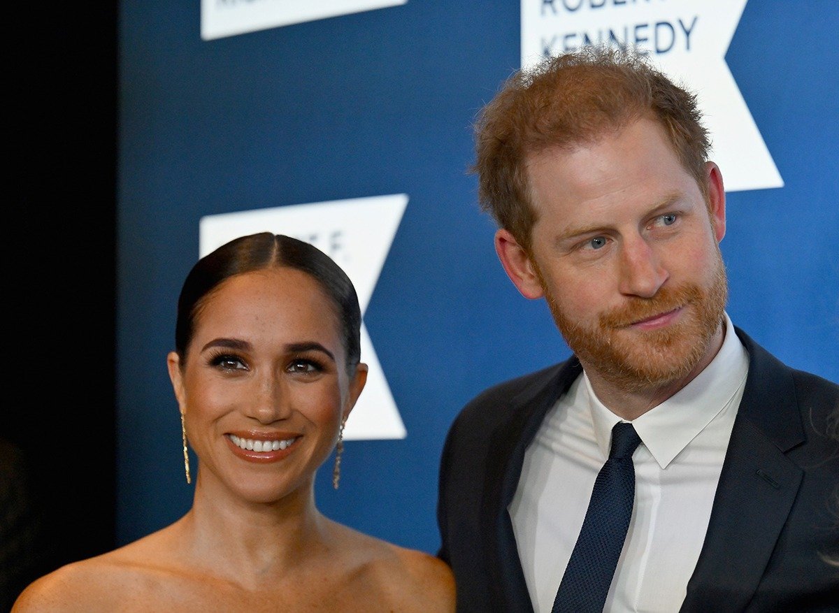 Purtătorul de cuvânt al lui Harry respinge teoria că Meghan i-a „spălat creierul” drept „aberantă”