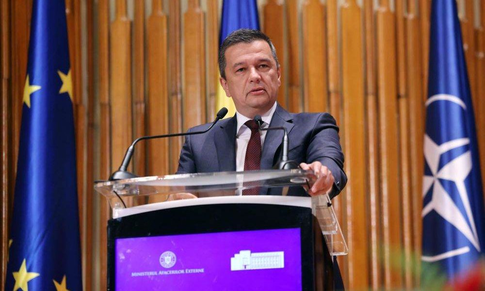 Sorin Grindeanu afirmă că PSD e pregătit pentru orice scenariu de schimbare guvernamentală În contextul unei eventuale înlocuiri a actualului prim-ministru, Ilie Bolojan, și a incertitudinilor tot mai vizibile în peisajul politic românesc, liderii PSD își reafirmă disponibilitatea și flexibilitatea