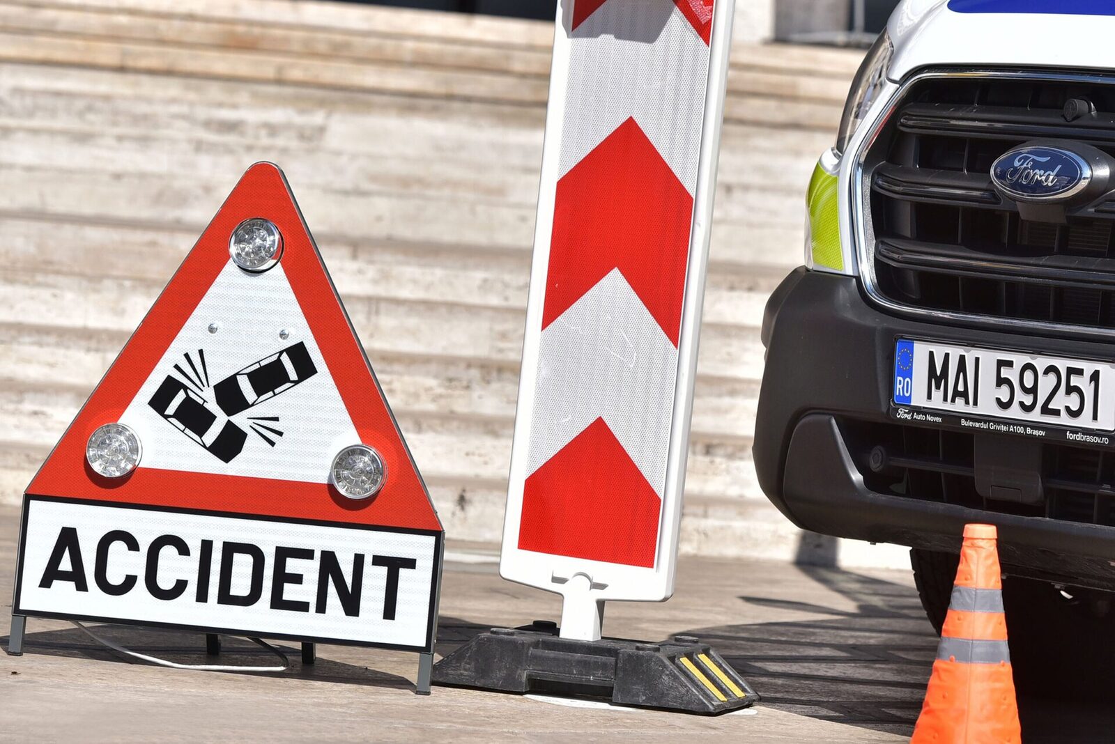 Accident grav în Buzău: patru autoturisme implicate și patru persoane rănite, traficul blocat Un accident rutier de proporții a avut loc astăzi pe DN1B, în apropierea localității Berca, situată în județul Buzău, provocând blocaje în trafic și solicitând intervenția promptă a autorităților