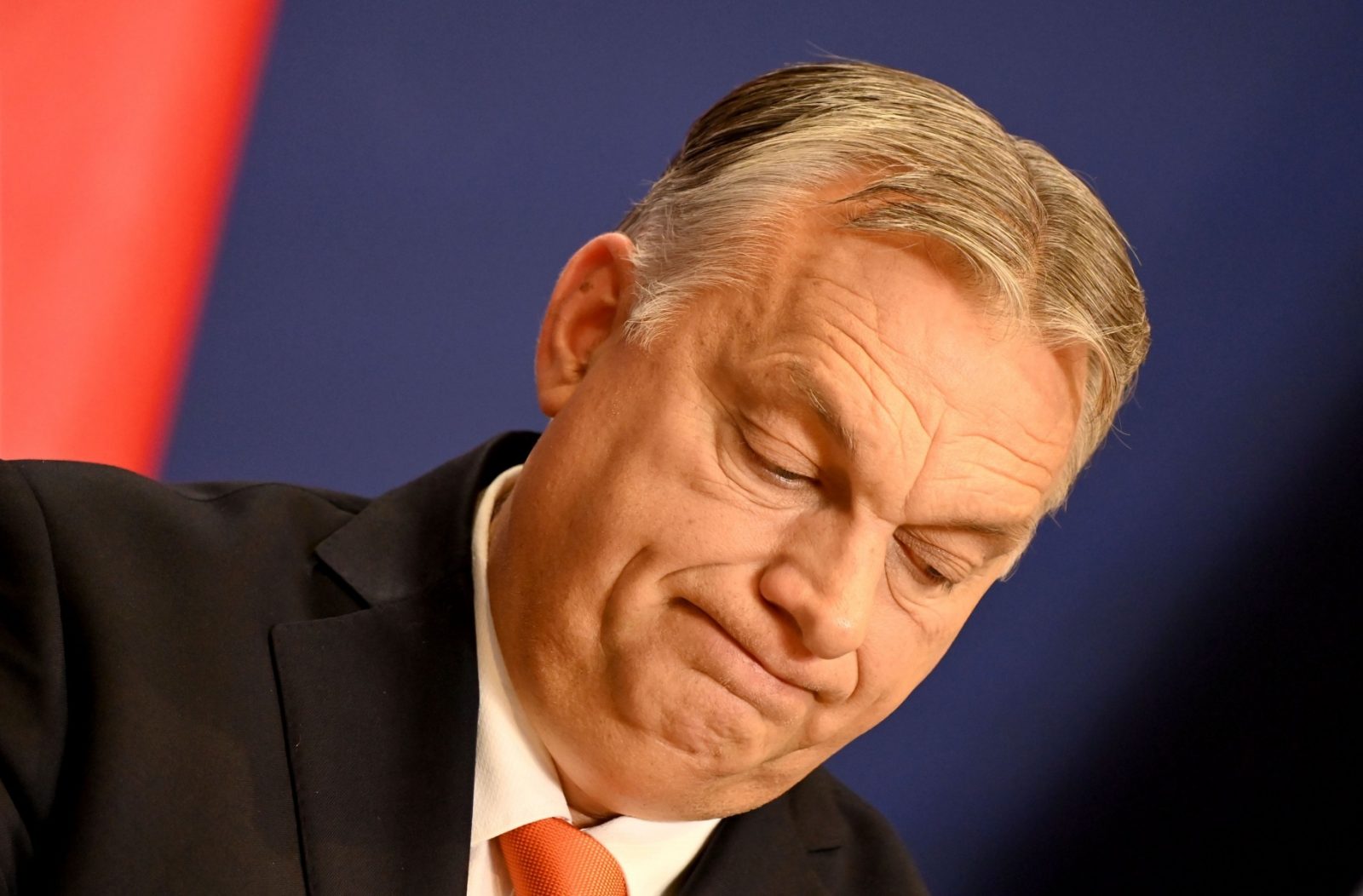 Campania anti-risc a Ungariei învăluie alegătorii rurali ai partidului Fidesz, punând sub semnul întrebării hegemonia lui Viktor Orbán Campania guvernamentală de promovare a riscurilor implicării Ungariei în conflictul din Ucraina pare să își fi atins deja efectul asupra unei părți esențiale a electoratului maghiar: alegătorii din zonele rurale, fidelii tradiționali ai partidului Fidesz