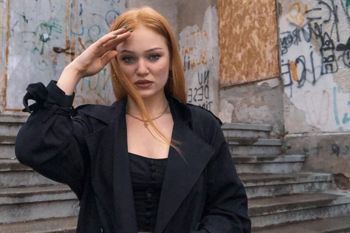 Durerea și solidaritatea oamenilor din întreaga țară s-au vizibilizat într-un moment extrem de dureros: înmormântarea unei tinere, Andreea Anița, care a pierdut lupta cu o formă agresivă de cancer, la doar 27 de ani