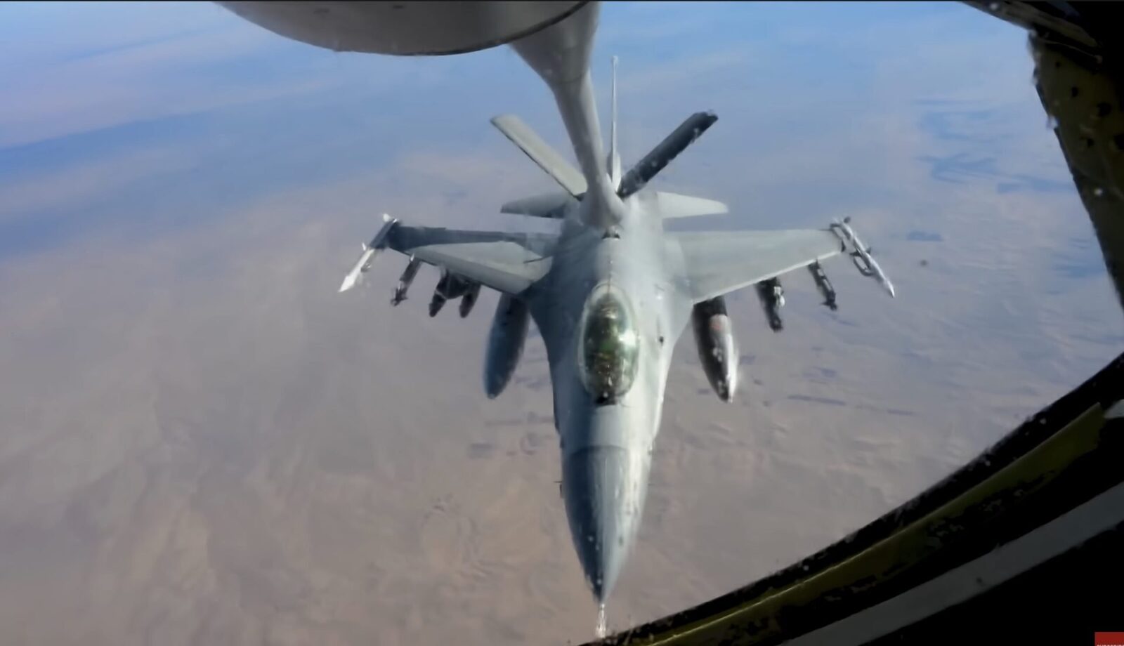 Forțele aeriene americane au efectuat recent o misiune de anvergură care marchează intensificarea prezenței militare în regiunea Europei de Est, ca parte a eforturilor aliate de consolidare a securității în fața tensiunilor crescute cu Rusia