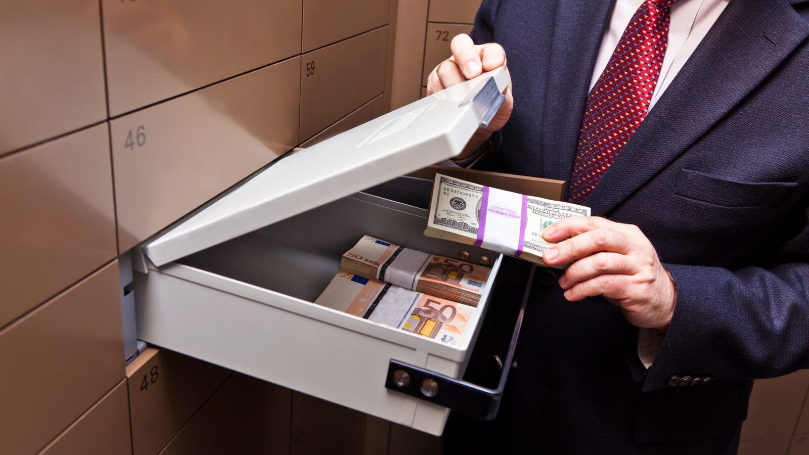 Iuliana Radu (ING Bank): Depozitele garantate și conturile de economii, cele mai sigure pentru economiile românilor în 2026