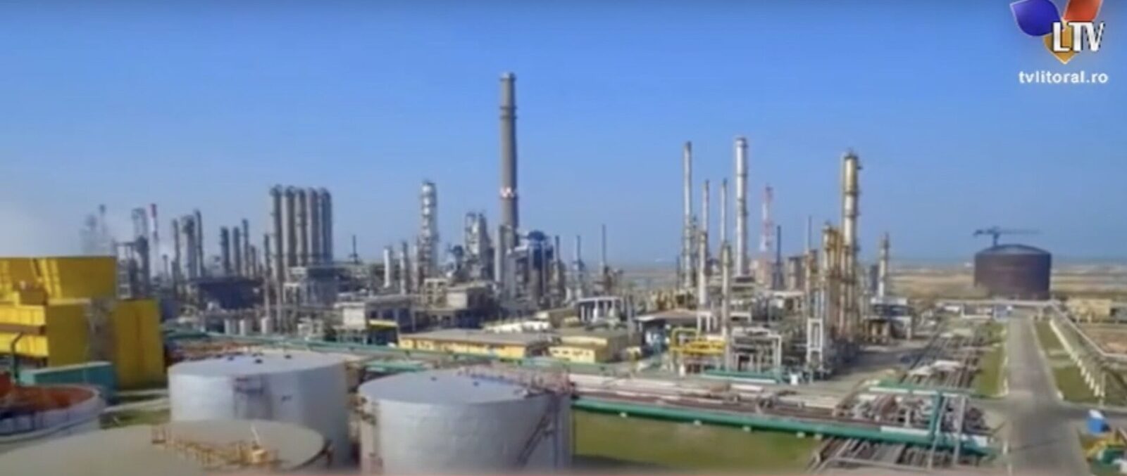 Guvernul anunță măsuri de urgență pentru stabilizarea prețurilor carburanților pe fondul crizei energetice Autoritățile române au anunțat, luni seară, o serie de măsuri menite să contracareze creșterea semnificativă a prețurilor carburanților, în special a benzinei și motorinei