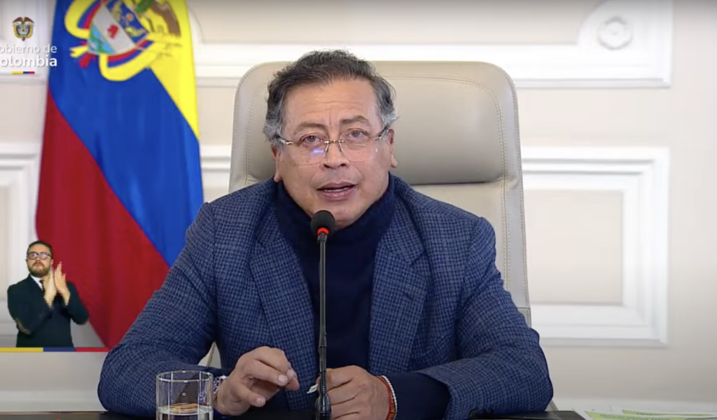 Justiția americană anchetează președintele Columbiei, Gustavo Petro, pentru presupuse legături cu traficanți de droguri Un nou scandal politic cu implicații internaționale plutește peste Columbia, după ce au fost dezvăluite informații despre o posibilă anchetă deschisă împotriva președintelui Gustavo Petro