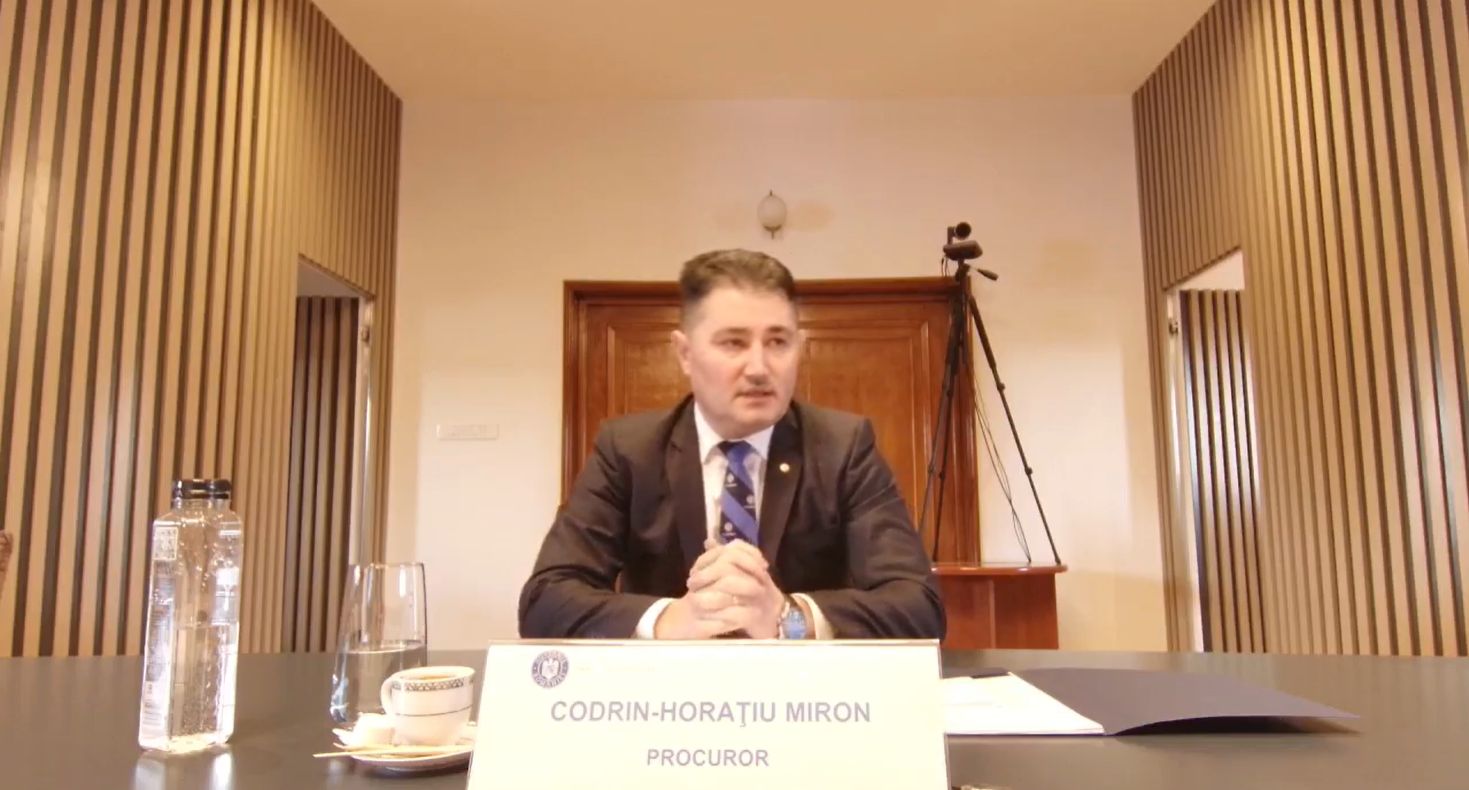 CSM începe audierea candidaților pentru șefia marilor parchete din țară Secția pentru procurori a Consiliului Superior al Magistraturii (CSM) a demarat marți etapele de selecție pentru conducerea marilor parchete din România, cu prima audiere desfășurată în cadrul procesului complex de numire a noilor șefi la Parchetul General, DNA și DIICOT