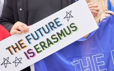 Curtea de Conturi Europeană atrage atenția asupra vulnerabilităților programelor Erasmus+ și AgoraEU Autoritatea de audit a Uniunii Europene, Curtea de Conturi Europeană, a emis recent două avize critice privind cele mai recente inițiative ale UE în domeniul educației, culturii și mass-media