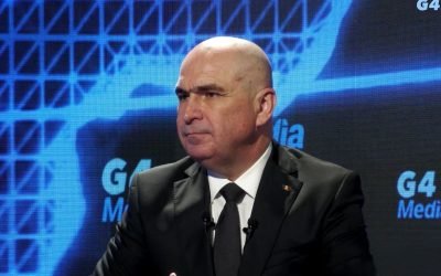 Premierul Ilie Bolojan a anunțat joi, într-un interviu acordat G4Media, că guvernul va analiza săptămâna viitoare un nou set de măsuri destinate să estompeze impactul creșterii prețurilor la carburanți, o problemă tot mai acută pentru consumatori și economia României