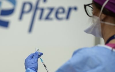 România, Polonia și Ungaria își asumă o poziție fermă într-un conflict juridic amplu cu Pfizer și BioNTech, legat de contractele semnate pentru achiziția de vaccinuri anti-COVID în plină pandemie
