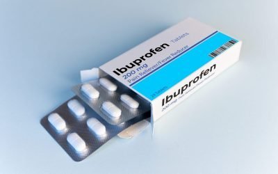 Organizațiile internaționale de sănătate lansează un avertisment cât se poate de clar privind utilizarea excesivă a medicamentelor antiinflamatoare, în special a ibuprofenului, un analgezic de primă linie pentru milioane de români și nu numai