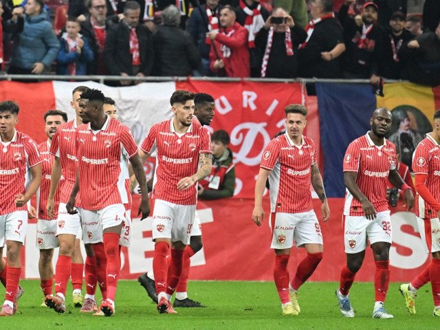 Dezastru pentru Dinamo: Încă un jucător important, accidentat grav Un nou val de îngrijorare a cuprins clubul Dinamo, după ce unul dintre cei mai valoroși fotbaliști ai echipei s-a rănit grav în această săptămână