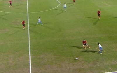 Victoria minimă a Csikszereda în duelul cu Farul Constanța, scor 1-0, pe teren propriu Într-un meci foarte așteptat din Liga a 2-a, echipa locală Csikszereda a reușit să obțină o victorie importantă, scor 1-0, în fața Farul Constanța, într-un frumos spectacol de fotbal desfășurat pe stadionul din Miercurea Ciuc