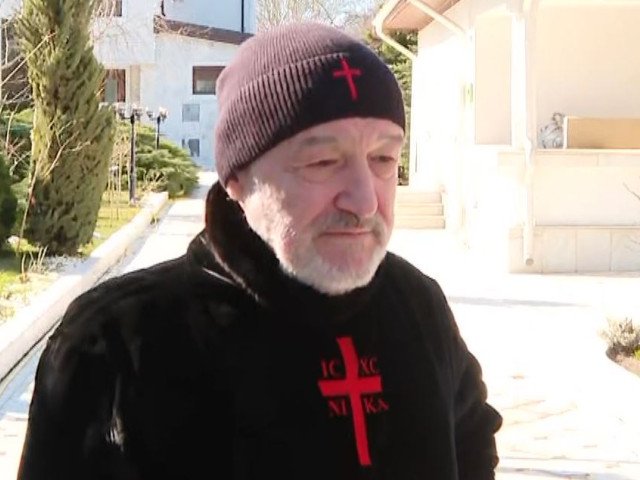 Mircea Lucescu renunță la naționala României, oficial, și lasă o echipă în căutarea unui nou drum de calificare După aproape trei ani la cârma echipei naționale a României, Mircea Lucescu a anunțat oficial că va părăsi postul de selecționer