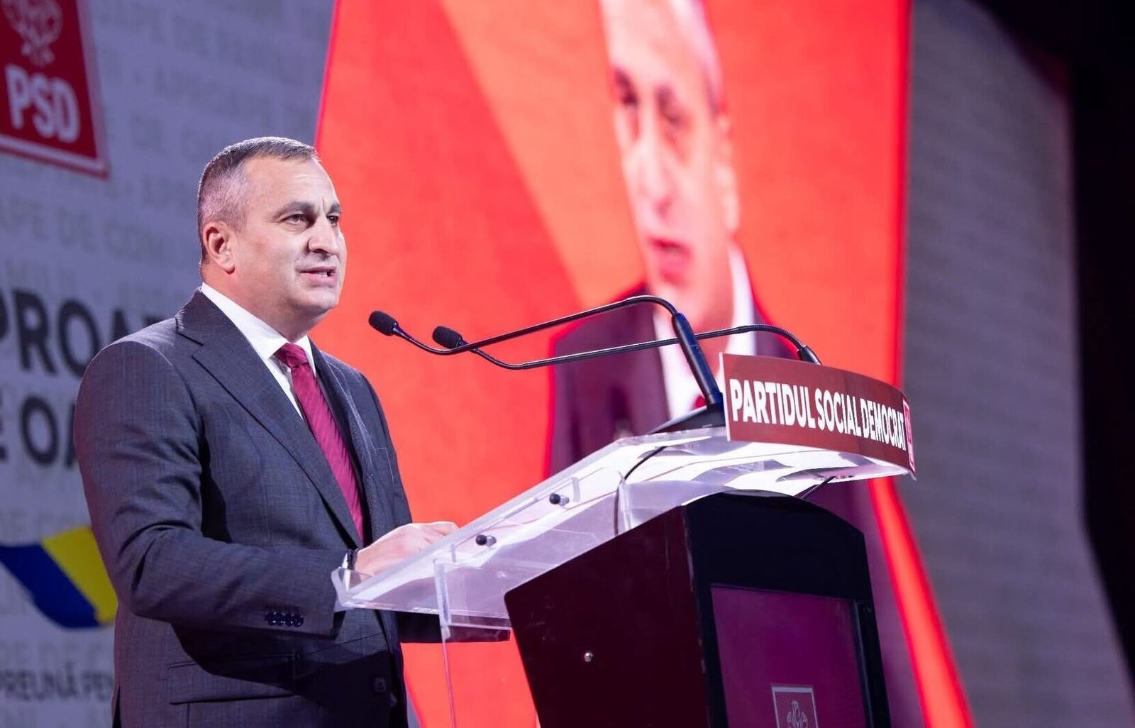 PSD Punta spre decizie majoră: Liderii de la centru se întâlnesc în Oltenia pentru a decide dacă vor declanșa criza guvernamentală Liderii social-democrați se reunesc astăzi în județul Olt, într-o întâlnire strategică menită să stabilească direcția pe care partidul o va urma în următoarele săptămâni
