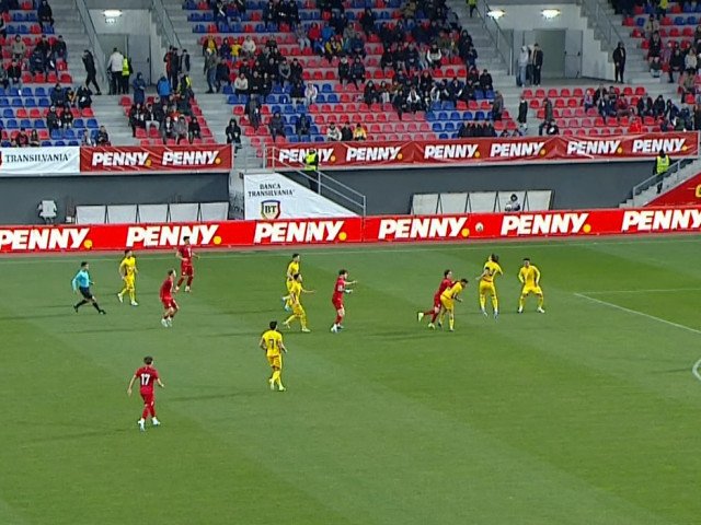 România U20 a debutat în campionatul European de Tineret, Elite League, cu un rezultat de egalitate, 0-0, împotriva reprezentativei Poloniei U20, într-un meci disputat pe Digi Sport 1