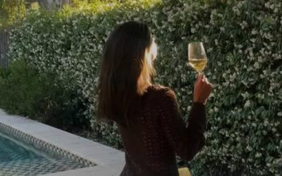 O revelație care zguduie vedetele din showbiz românesc, după ani de tăcere și speculații, a fost în sfârșit confirmată oficial: despărțirea celebrului cuplu a fost confirmată cu probe și acte oficiale, punând astfel capăt incertitudinii care a ținut cuplul în suspans