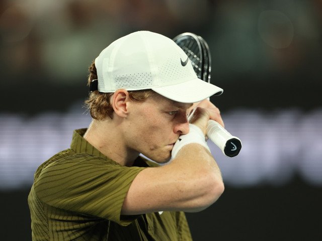 Finala ATP de la Miami dintre Jiri Lehecka și Jannik Sinner, întreruptă din cauza ploii