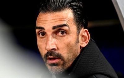 Elias Charalambous, fundașul cipriot al FCSB, își decide viitorul după ultimele declarații ale lui Gigi Becali, patronul clubului bucureștean, care a anunțat condițiile în care ar putea fi trecut pe lista jucătorilor aparte