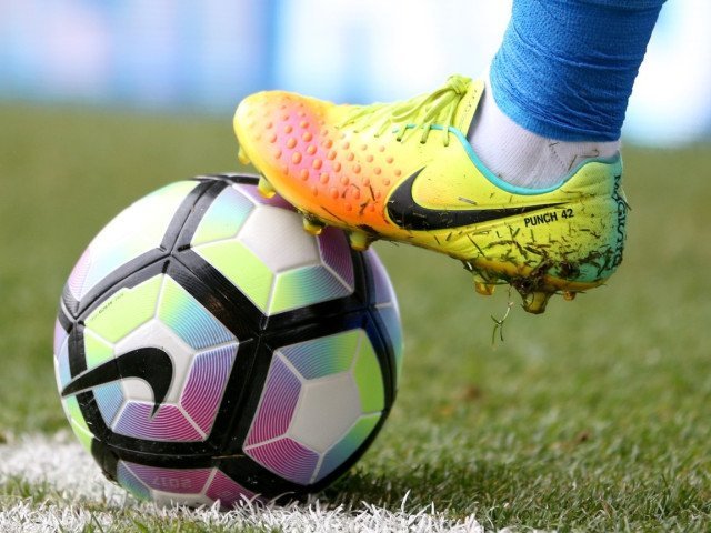 Numărul echipelor neînvinse din Europa se reduceră la trei