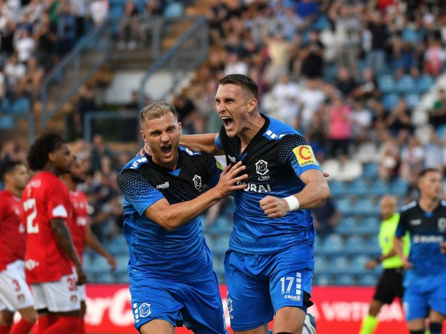 Fostul jucător de la FCSB, Andrei Ipate, a fost implicat într-un incident grav în timpul unui meci amical, rezultând o fractură serioasă care a necesitat intervenție chirurgicală