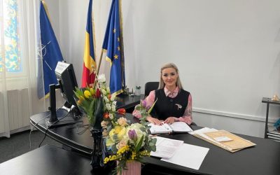 O femeie înalt calificată și cu o experiență solidă în domeniul sănătății și politicii locale a făcut pasul istoric în administrația orașului Buzău, gestionând pentru prima dată o funcție de conducere ce a fost, până de curând, rezervată exclusiv bărbaților