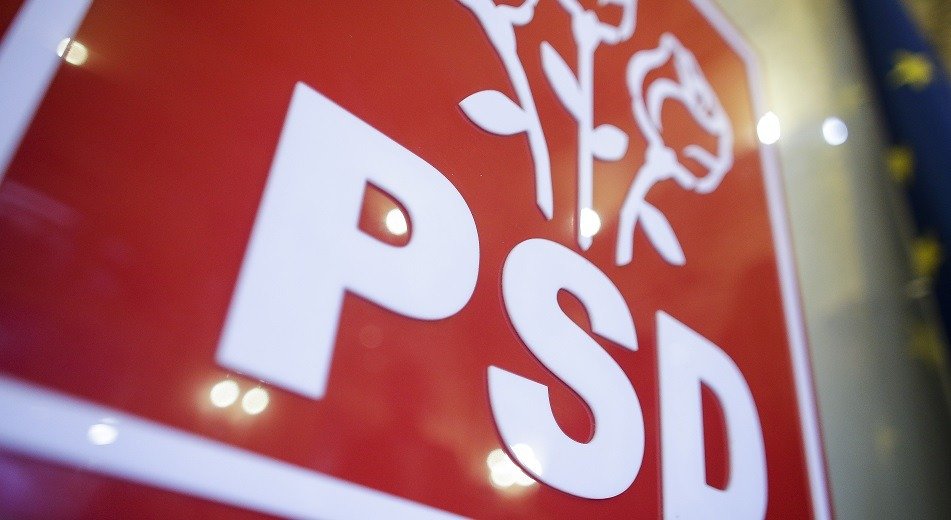 PSD convoacă Consiliul Politic Național în preajma votului pentru buget, dar dezbaterile interne abia încep Partidul Social Democrat a convocat, duminică, Consiliul Politic Național pentru a discuta ultimele detalii legate de adoptarea bugetului național pe anul în curs