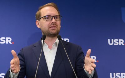 Fritz acuză PSD de crize politice artificiale, avertizează asupra guvernului

(60 caractere)