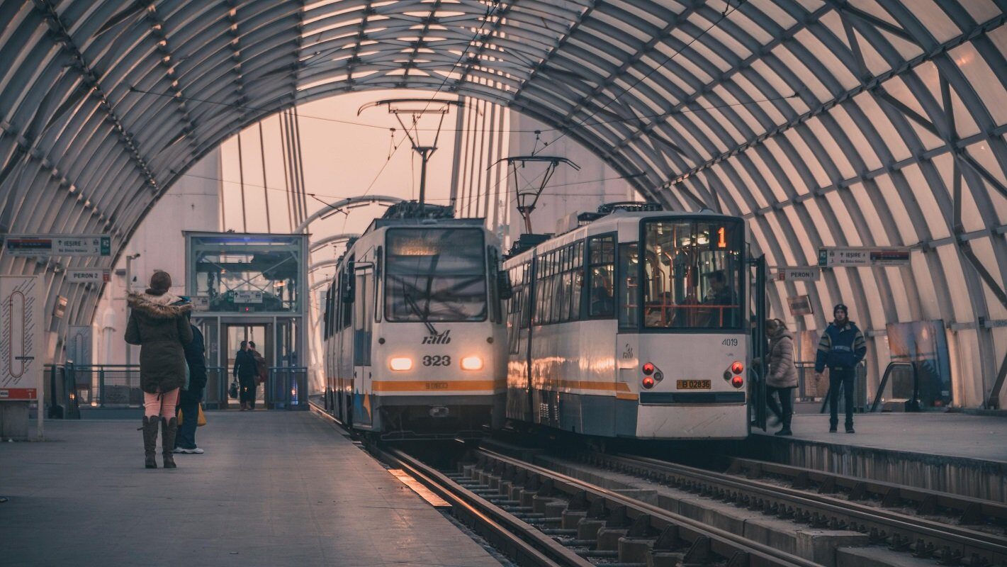 Lista completă cu liniile suspendate și traseele modificate