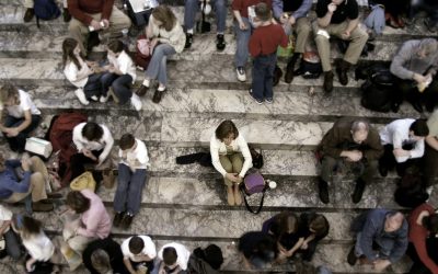 Prietenia plătită: evoluție sau sfârșitul relațiilor autentice? Într-o lume în care digitalizarea și economia de piață pătrund tot mai adânc în viața cotidiană, conceptul de prietenie se transformă într-un serviciu de consum