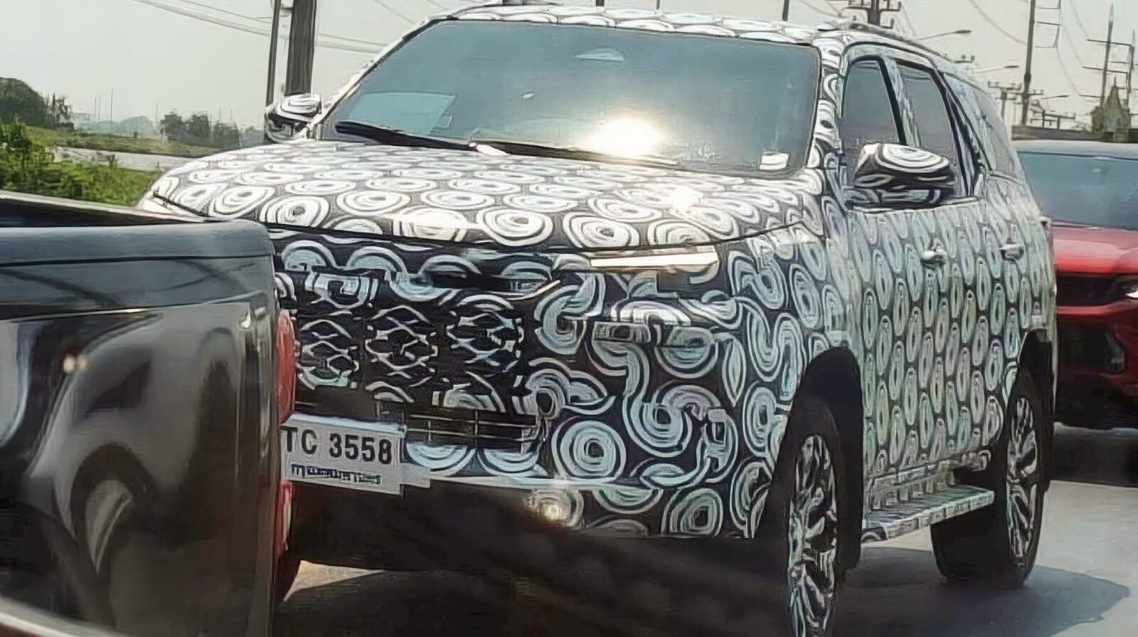 Toyota pregătește o mutare ambițioasă care poate redefini segmentele SUV-urilor robuste și electrice, bazându-se pe un model cu o reputație solidă: Hilux